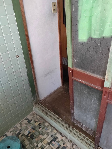 bathroom sliding door replacement
